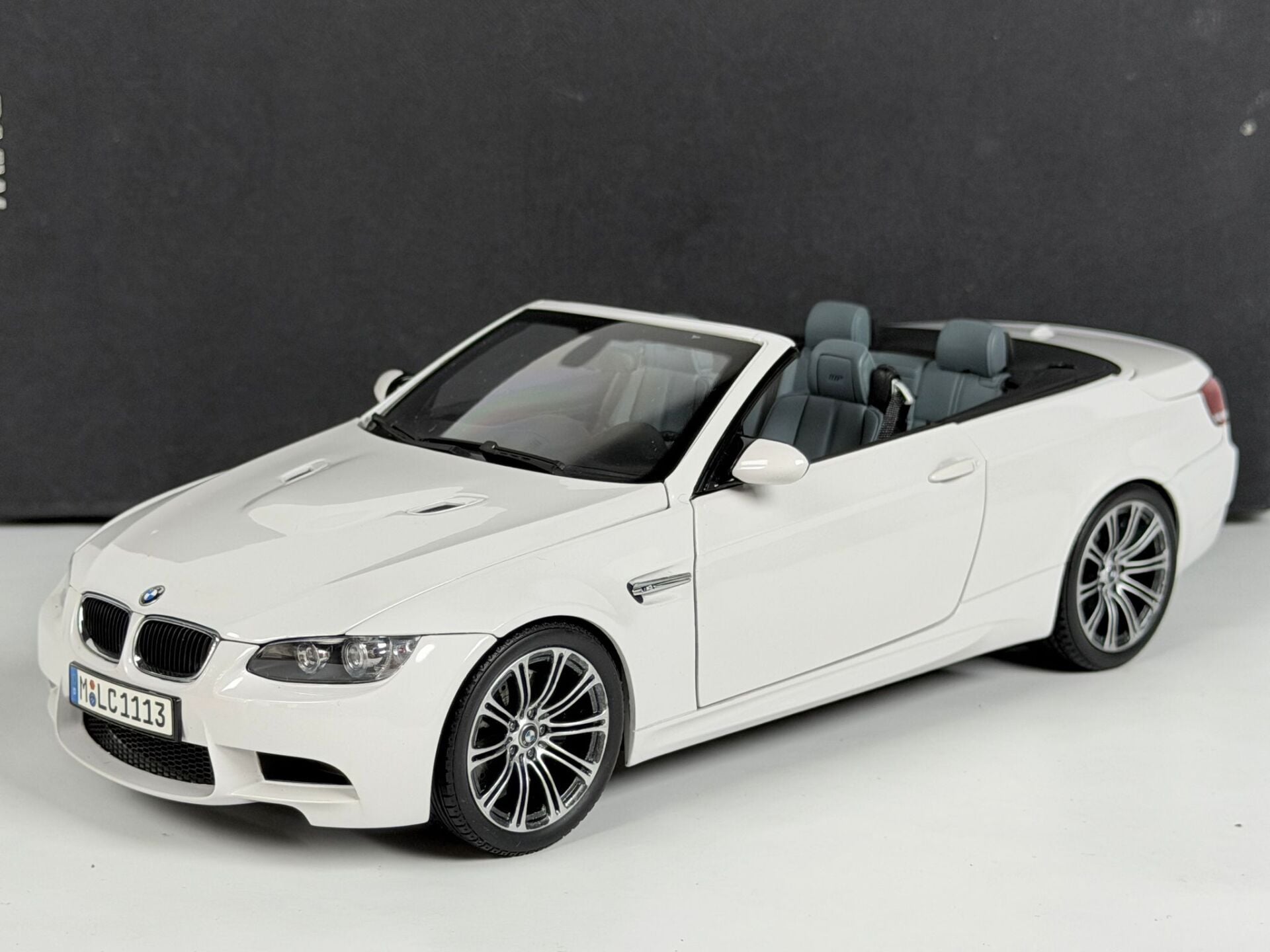 1/18 KYOSHO BMW E93 M3 CABRIOLET WHITE - 80430430944