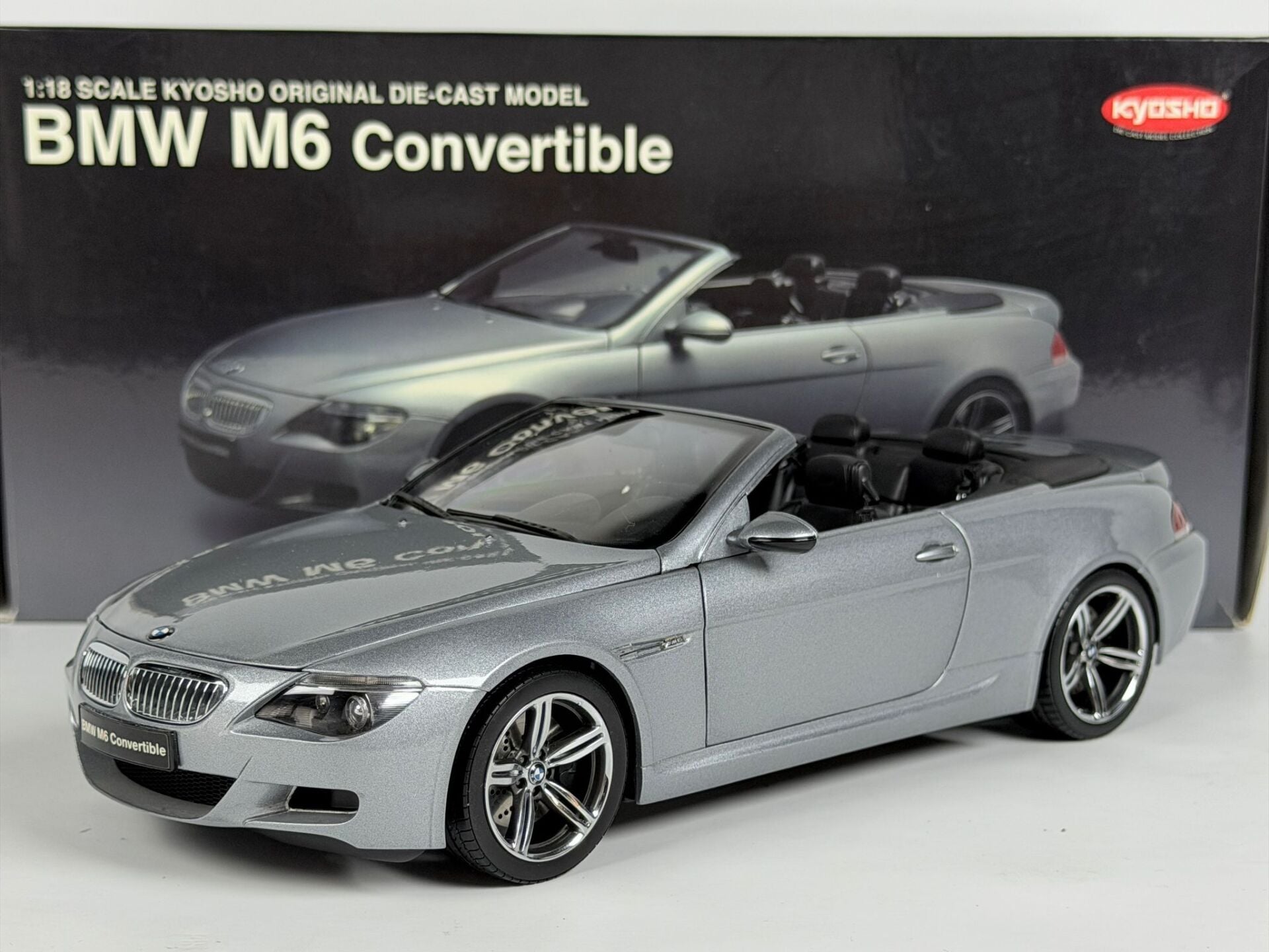1/18 KYOSHO BMW M6 Convertible (silver grey) - 08704S