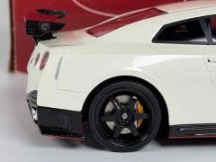 HATALI - 1/18 GT SPIRIT Nissan GT-R (R35) NISMO - GT094