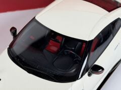 HATALI - 1/18 GT SPIRIT Nissan GT-R (R35) NISMO - GT094