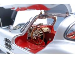 CMC - MERCEDES BENZ - 300 SLR UHLENHAUT COUPE 1955