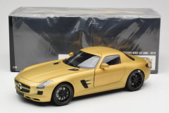 MİNİCHAMPS - MERCEDES-BENZ AMG SLS C197 Gold