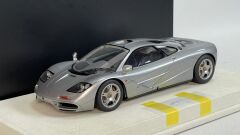 MAKE-UP - MCLAREN F1 ROAD CAR 1994 SILVER