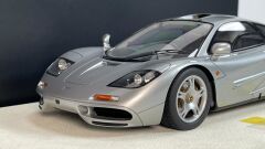 MAKE-UP - MCLAREN F1 ROAD CAR 1994 SILVER