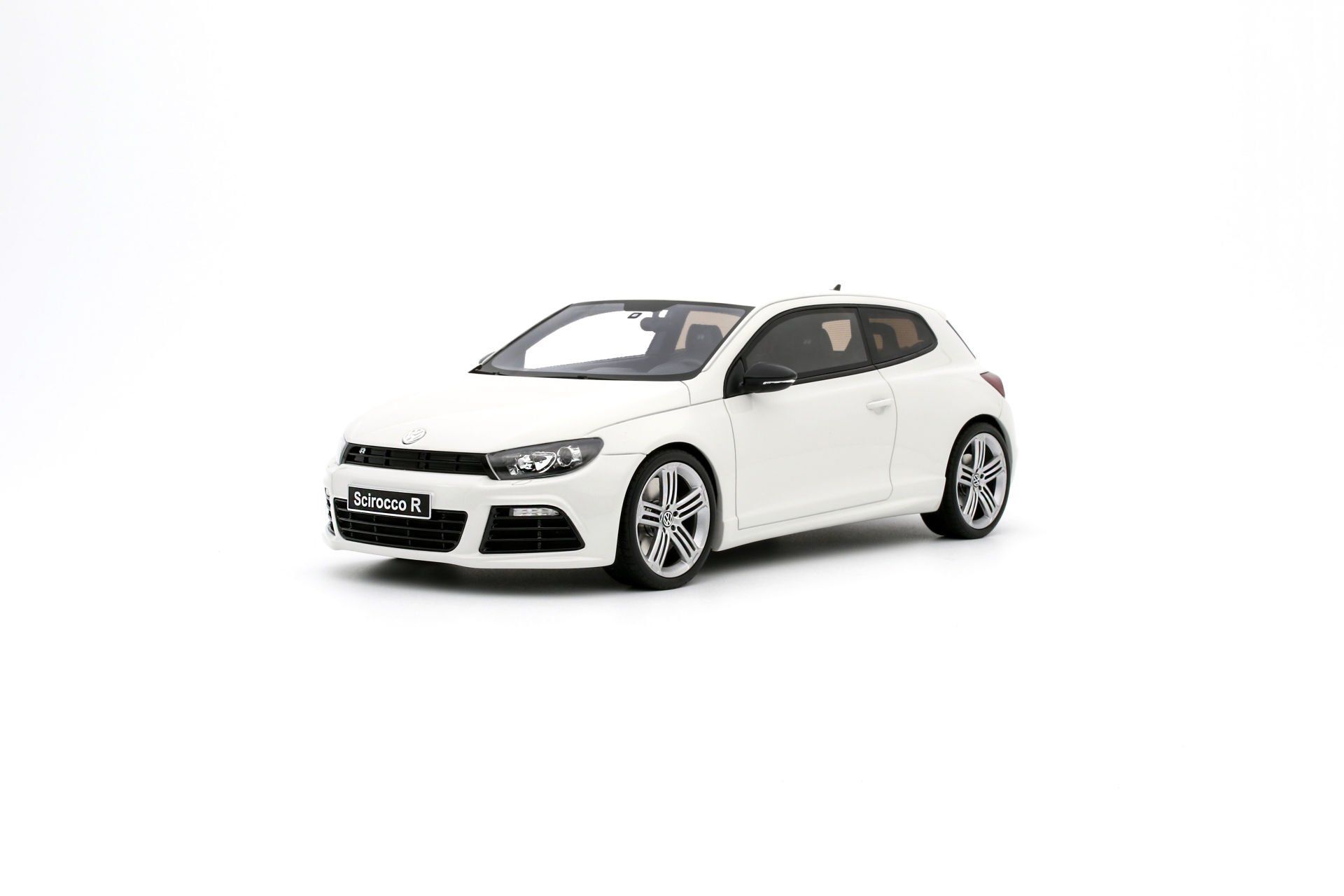 1/18 OTTO-MOBILE - VOLKSWAGEN - SCIROCCO III R PHASE I 2008