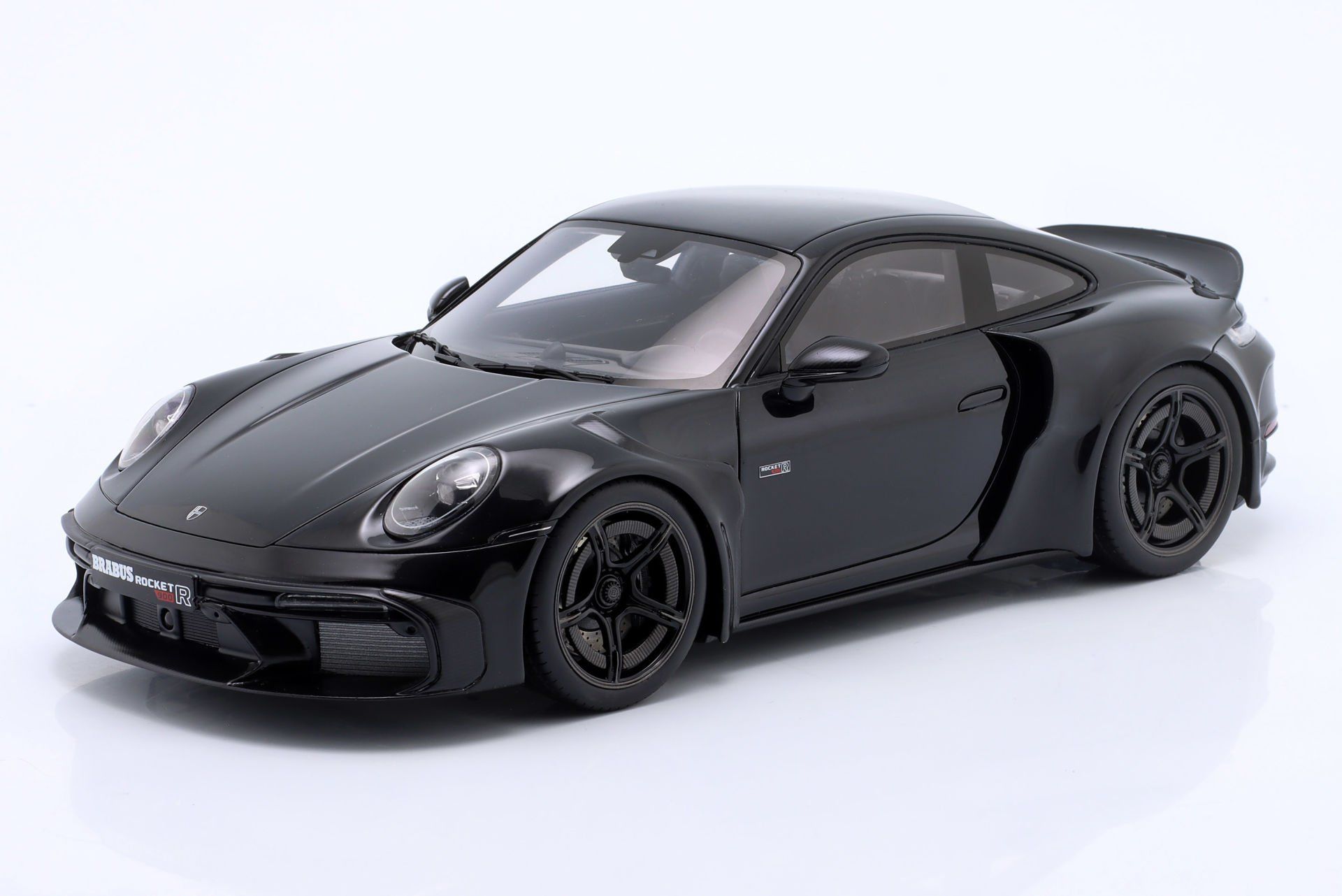 GT-SPIRIT - PORSCHE - 911 992 COUPE BRABUS 900 ROCKET-R 2023
