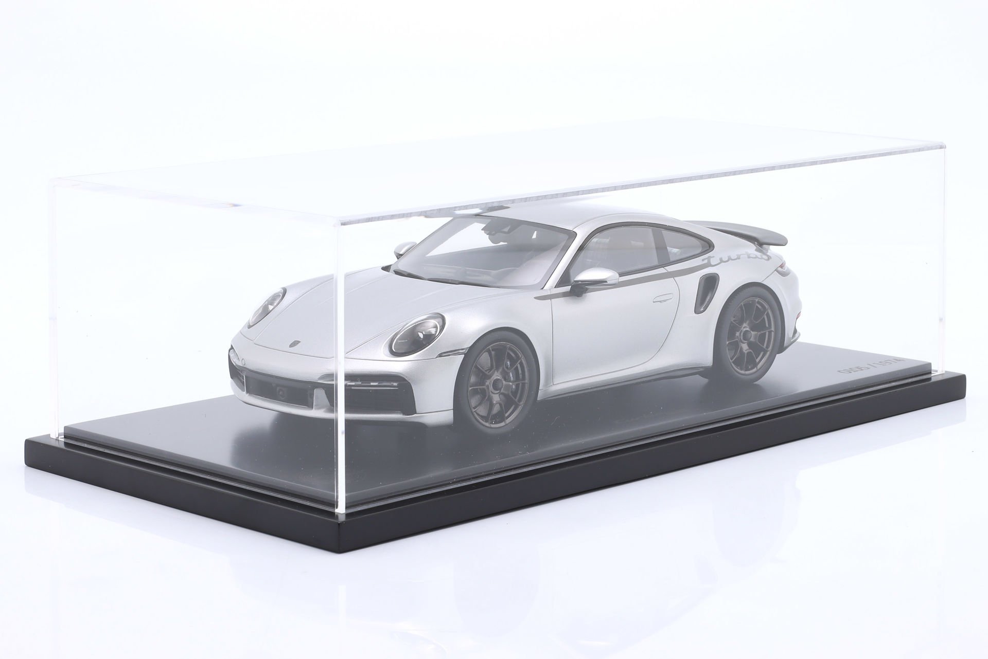 SPARK-MODEL - PORSCHE - 911 992 TURBO COUPE 2024 - 50th ANNIVERSARY 911 TURBO - CON VETRINA - WITH SHOWCASE