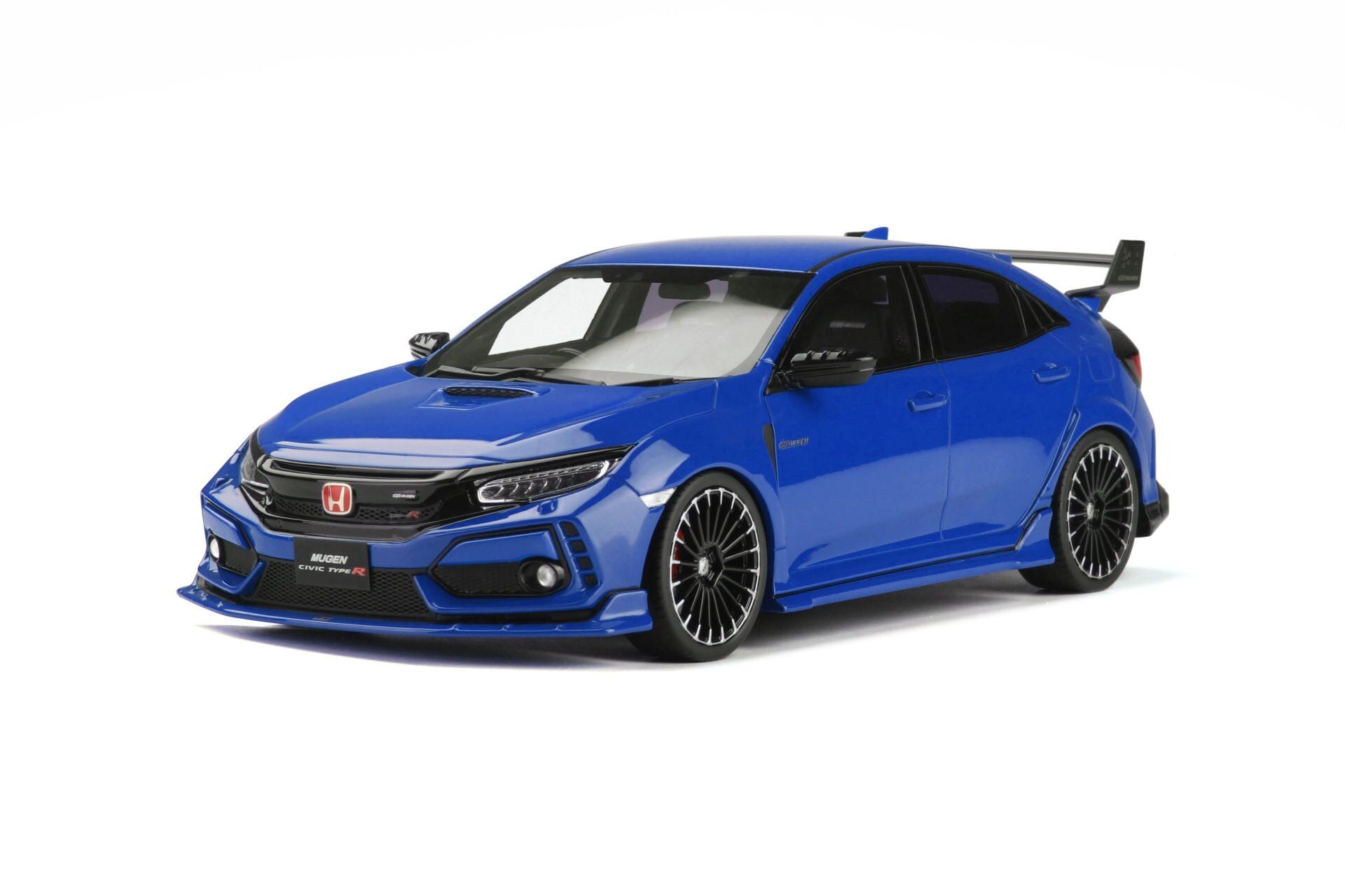 1/18 OTTO-MOBILE - HONDA - CIVIC FK8 TYPE R 2020