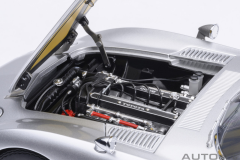 1/18 AUTOart Toyota 2000GT 1967 (Silver) - 79548