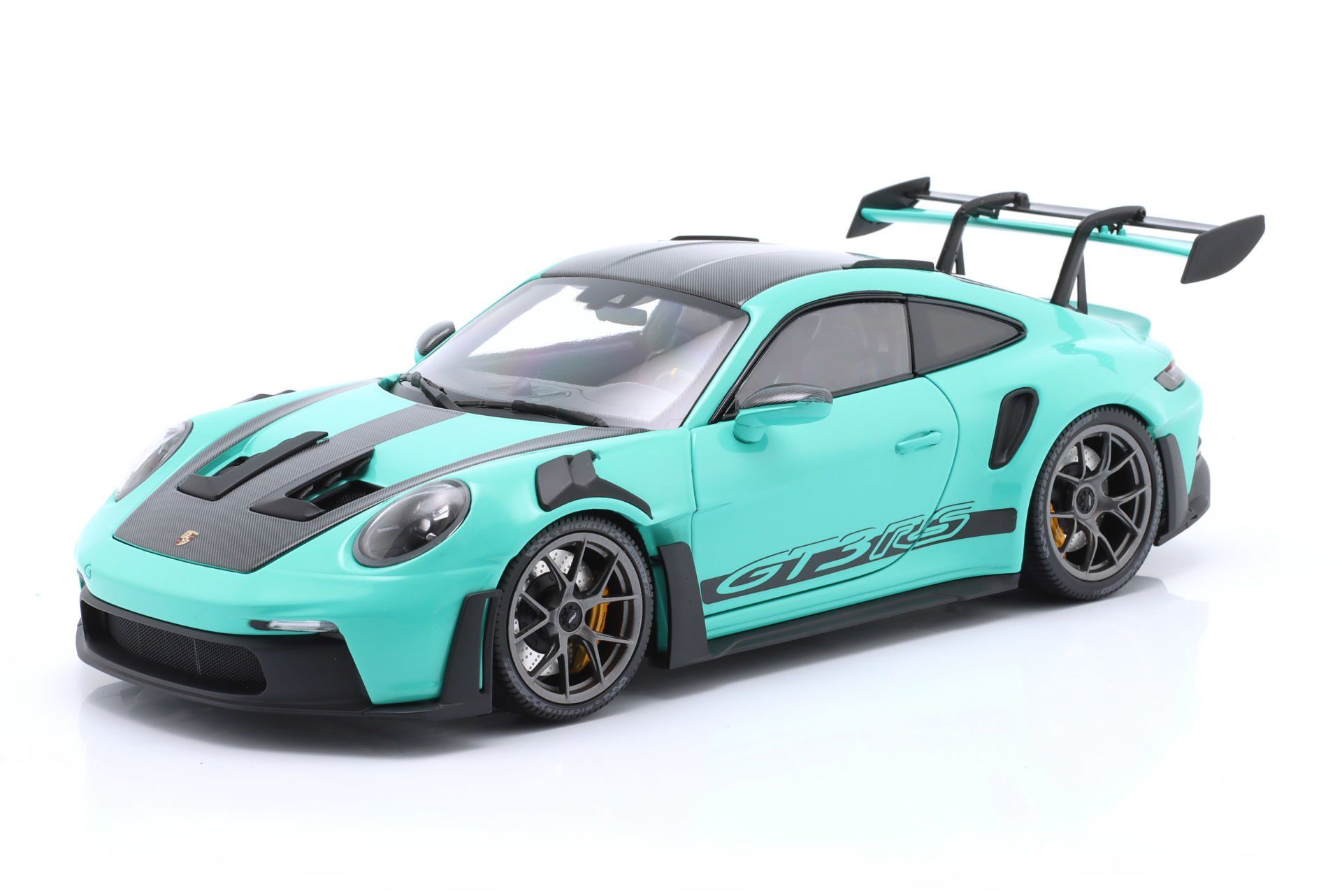 MINICHAMPS - PORSCHE - 911 992 GT3 RS COUPE 2024 - DARK SILVER WHEELS