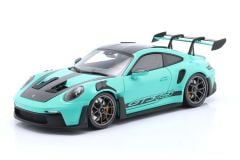 MINICHAMPS - PORSCHE - 911 992 GT3 RS COUPE 2024 - DARK SILVER WHEELS