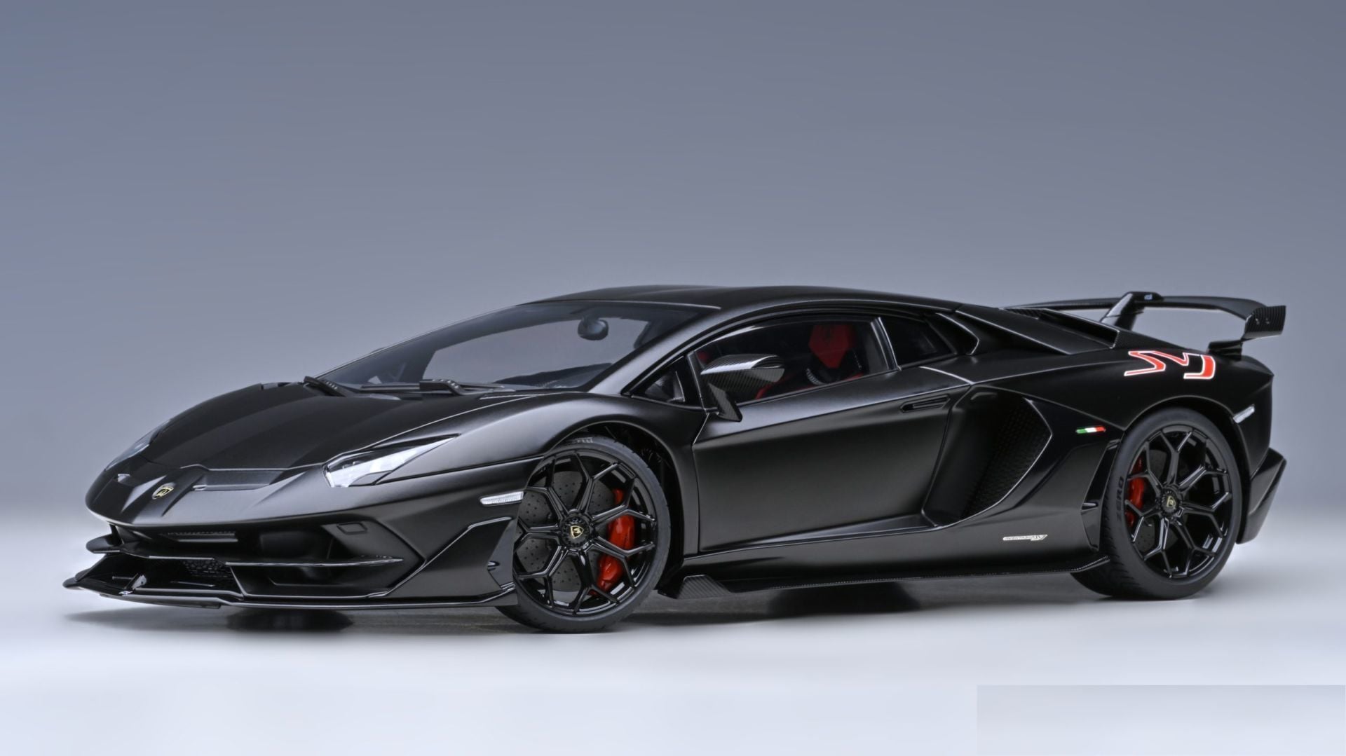 1/18 AUTOART - LAMBORGHINI - AVENTADOR SVJ 2018