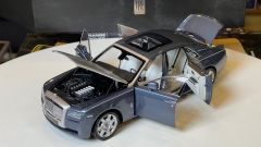 KYOSHO - ROLLS ROYCE - GHOST 2011