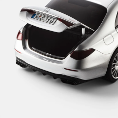 1/18 NZG Mercedes-AMG S 63 E Performance - 111600055