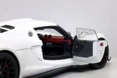 AUTOART - HENNESSEY - VENOM GT COUPE SPIDER 2012
