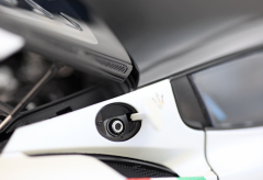 1/18 BBR Maserati MC20 ((Bianco Audace White with Italian Flag) Diecast Car Model Limited 60 Pieces