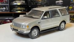 UT-MODELS - FORD USA - EXPEDITION XLT SUV 2001