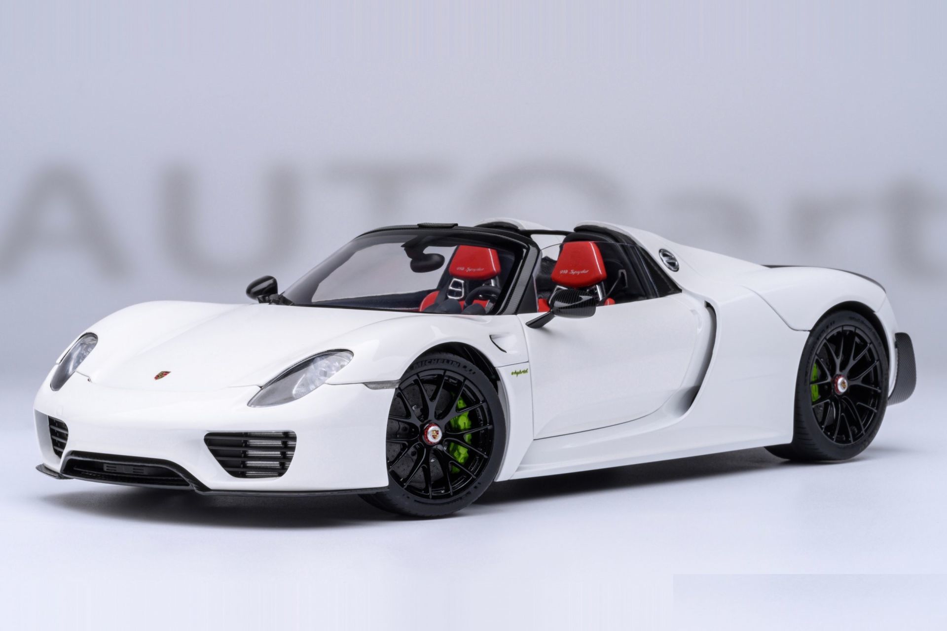 AUTOART - PORSCHE - 918 SPYDER WEISSACH PACKAGE 2013