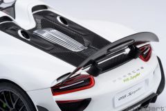AUTOART - PORSCHE - 918 SPYDER WEISSACH PACKAGE 2013