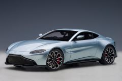Aston Martin Vantage 2019 (Skyfall Silver)