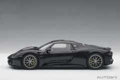 AUTOART - PORSCHE - 918 SPIDER CLOSED ROOF 2013