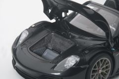AUTOART - PORSCHE - 918 SPIDER CLOSED ROOF 2013