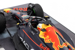 1/12 MINICHAMPS - RED BULL - F1 RB18 TEAM ORACLE RED BULL RACING N 1 WORLD CHAMPION WINNER JAPAN GP 2022 MAX VERSTAPPEN