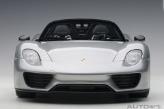 1:12 ÖLÇEK AUTOART - PORSCHE - 918 SPYDER WEISSACH PACKAGE 2013