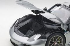 1:12 ÖLÇEK AUTOART - PORSCHE - 918 SPYDER WEISSACH PACKAGE 2013