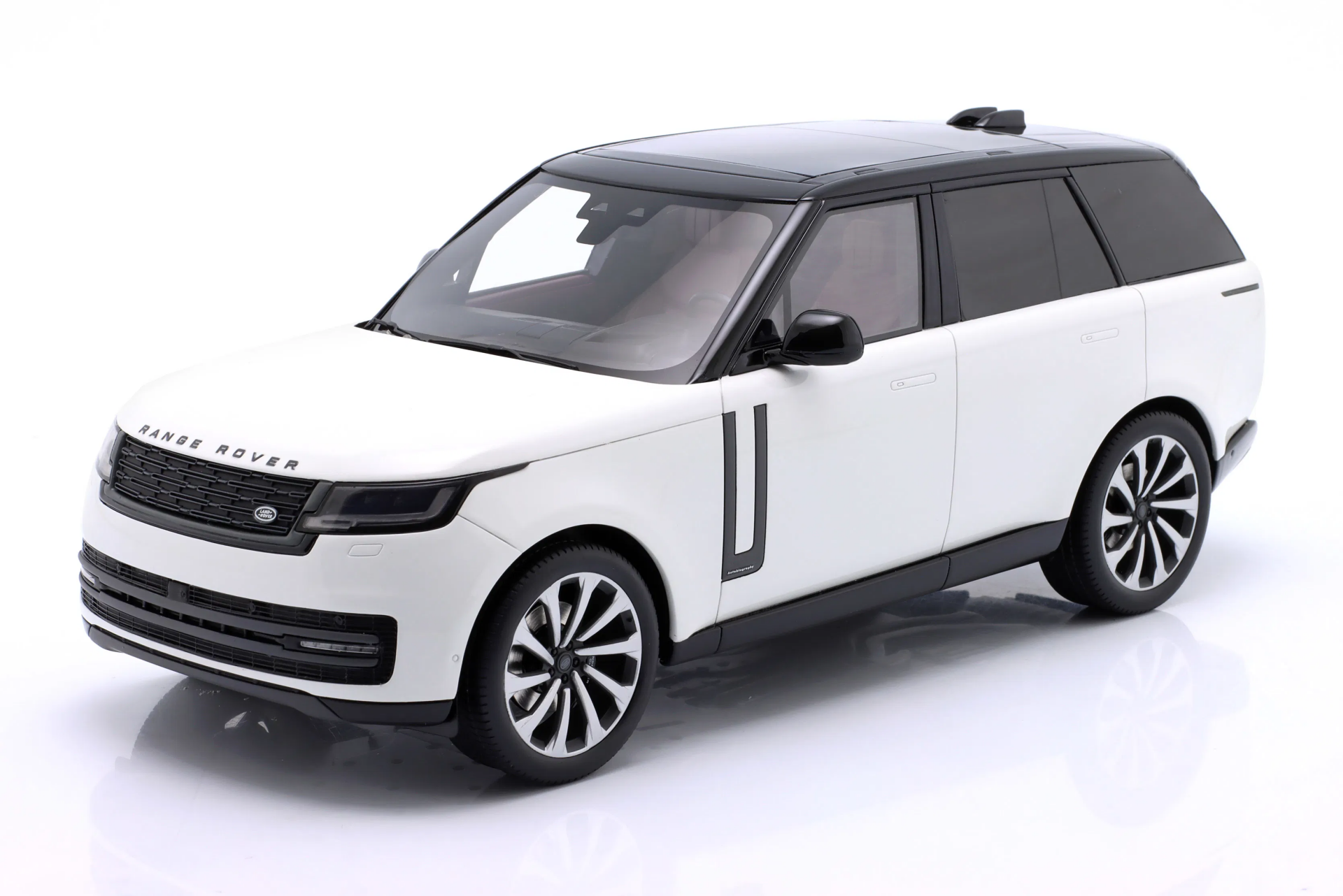 1/18 GT-SPIRIT - LAND ROVER - RANGE ROVER P530 AUTOBIOGRAPHY 2024