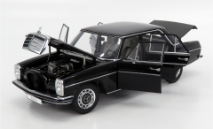 AUTOART MERCEDES BENZ 220D/8 LIMOUSINE 1969