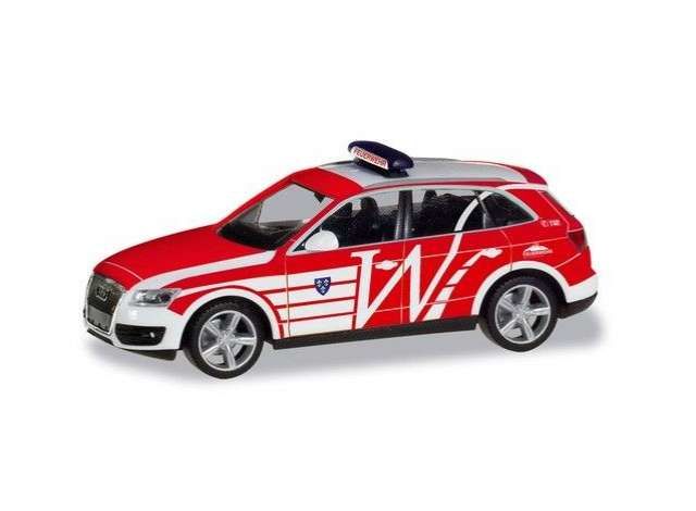 1/87 Audi Q5 Fire Department Wiesbaden, red/white