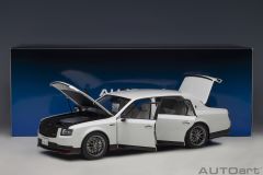AUTOART - TOYOTA - CENTURY 2018