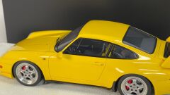 1/18 MAKE-UP - PORSCHE 911 (993) CARRERA RS 1995 (JAPAN VER.) SPEED YELLOW
