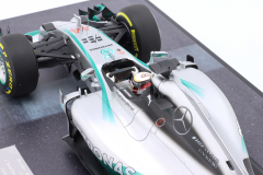 1/12 MINICHAMPS - MERCEDES GP - F1 W05 AMG PETRONAS N 44 WORLD CHAMPION SEASON 2014 LEWIS HAMILTON