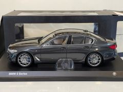 KYOSHO - BMW - 5-SERIES (G30) M SPORT 2017