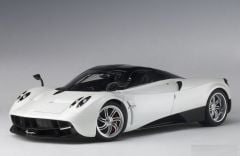 AUTOART - PAGANI - HUAYRA 2011