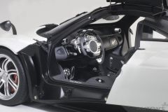 AUTOART - PAGANI - HUAYRA 2011