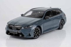 1/18 Minichamps BMW M5 Touring (G91) 2024 Grey Metallic - 110023901