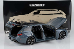1/18 Minichamps BMW M5 Touring (G91) 2024 Grey Metallic - 110023901