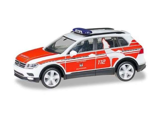 1/87 Volkswagen Tiguan Notarztfahrzeug Feuerwehr Wolfsburg, red/white