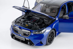 1/18 Minichamps BMW M5 2024 (G90) 2024 Blue Metallic - 110023802