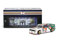 1/64 MINI GT & KAIDO HOUSE BMW M3 E30 Larry Chen V1 - KHMG217