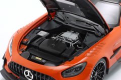 MINICHAMPS - MERCEDES BENZ - AMG GT V8 BLACK SERIES 2021