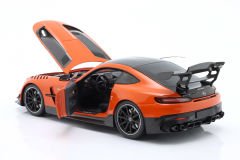 MINICHAMPS - MERCEDES BENZ - AMG GT V8 BLACK SERIES 2021