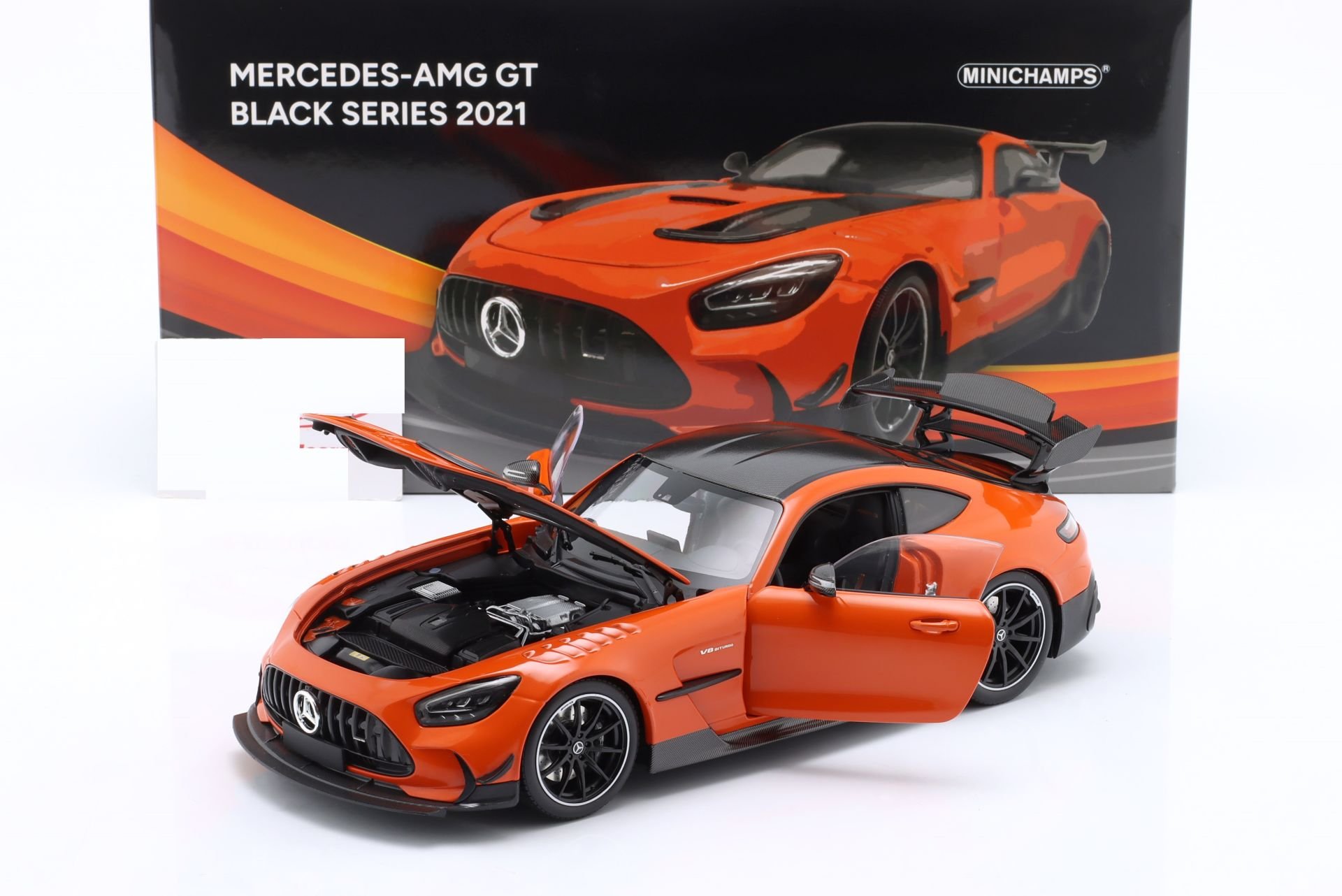 MINICHAMPS - MERCEDES BENZ - AMG GT V8 BLACK SERIES 2021