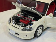 MOTORHELIX - HONDA - CIVIC EK9 TYPE R WITH ENGINE AND ACCESSORIES 1999