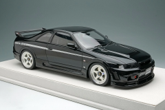 1/18 Make Up Eidolon Nissan Skyline GT-R R33 Nismo 400R 1996 (Black) - EML102G