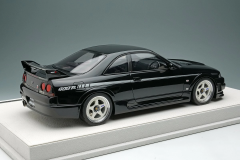 1/18 Make Up Eidolon Nissan Skyline GT-R R33 Nismo 400R 1996 (Black) - EML102G