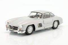 MINICHAMPS MERCEDES BENZ 300SL W198